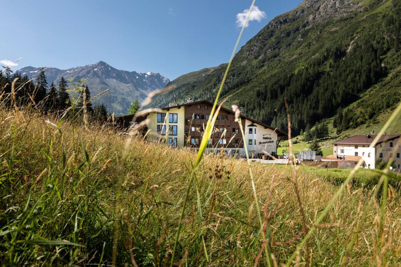 Hotel Sonnblick Sankt Leonhard im Pitztal Luaran gambar