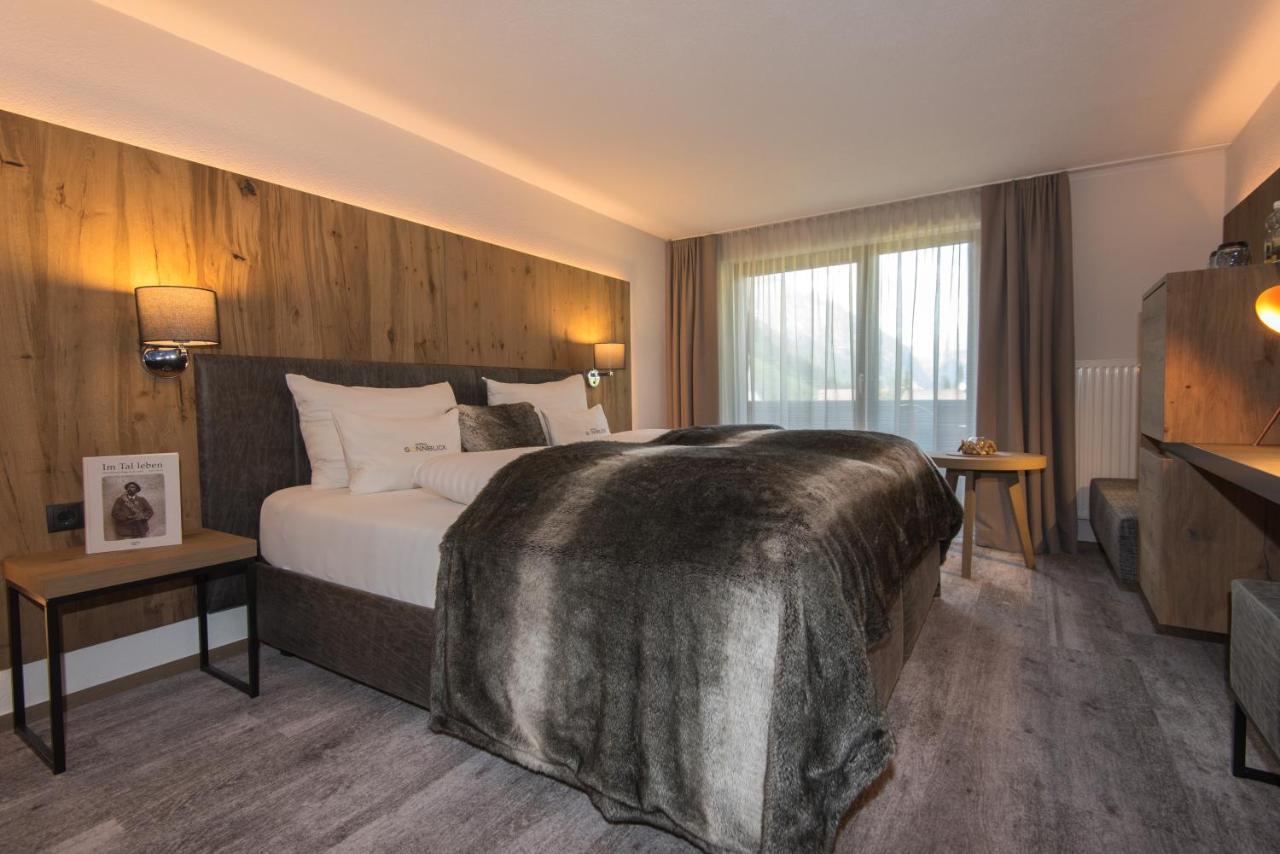 Hotel Sonnblick Sankt Leonhard im Pitztal Luaran gambar